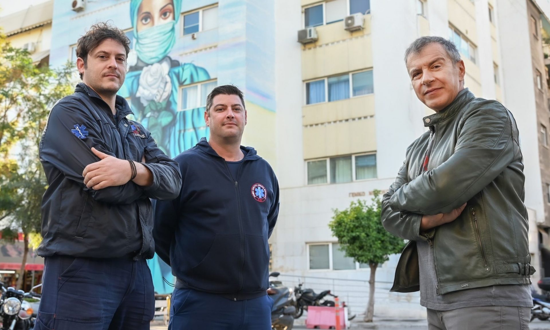 Δημήτρης Σταρόβας: Τα 7 λεπτά που του έσωσαν τη ζωή - Τι αποκάλυψαν οι διασώστες του ΕΚΑΒ