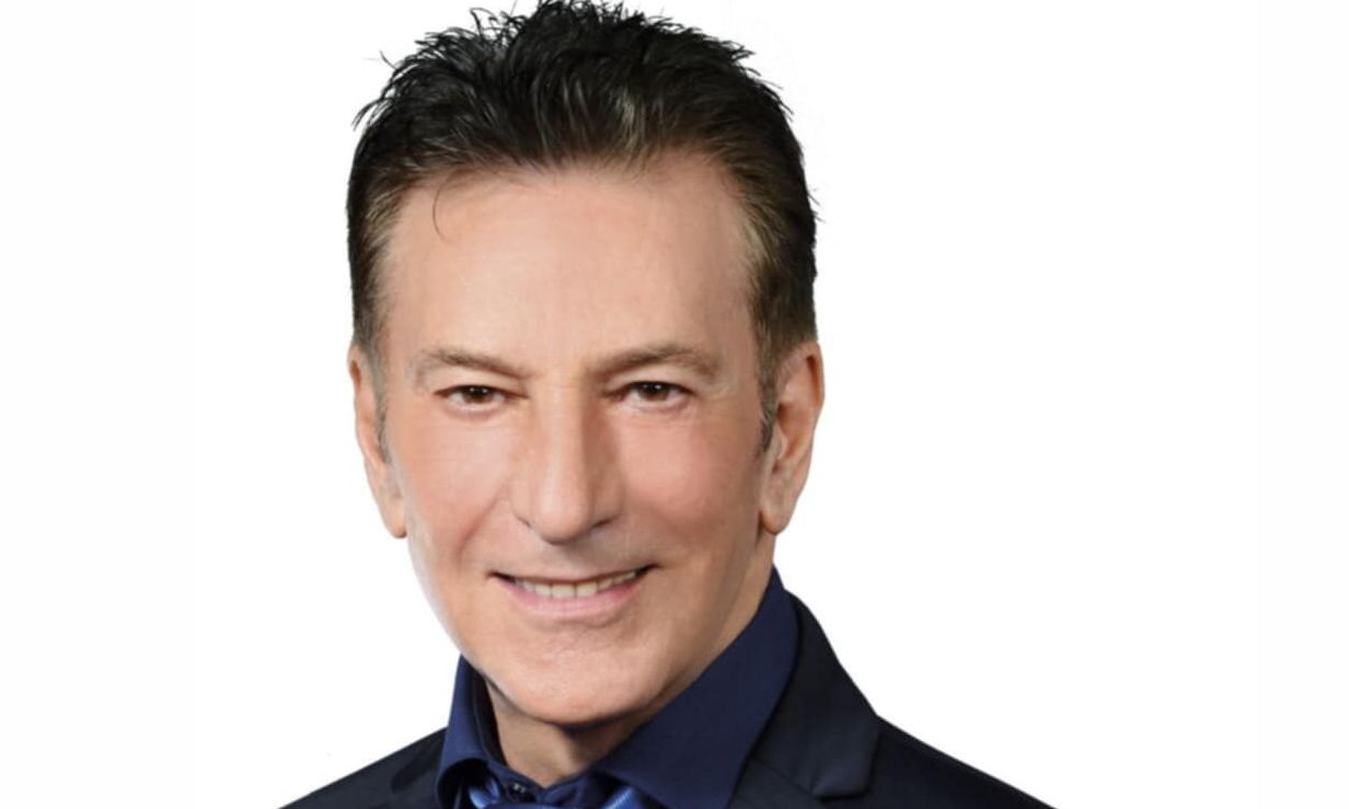 Δυναμική επιστροφή στη νυχτερινή ζωή της Αθήνας για τον Δημήτρη Κοντολάζο