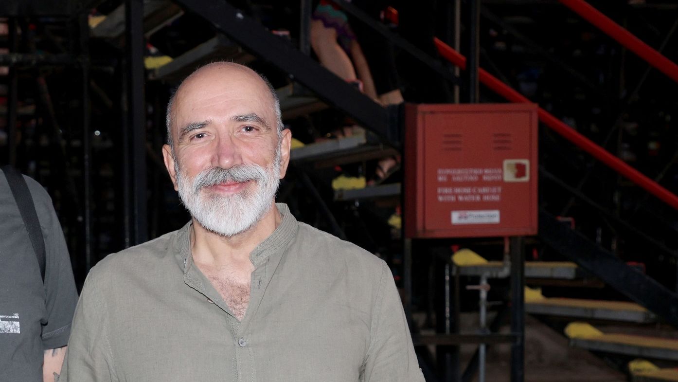 Χάρης Γρηγορόπουλος: Ο «Τρελαντώνης» του Καφέ της Χαράς & η πορεία του στην τηλεόραση και το θέατρο