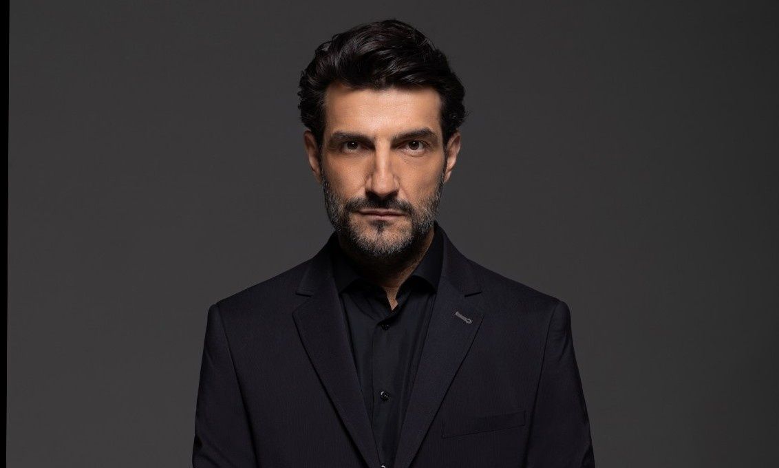 Νίκος Κουρής: «Η σχέση ενός ζευγαριού είναι η πιο δύσκολη. Κάποια πράγματα αλλάζουν και τελειώνουν»