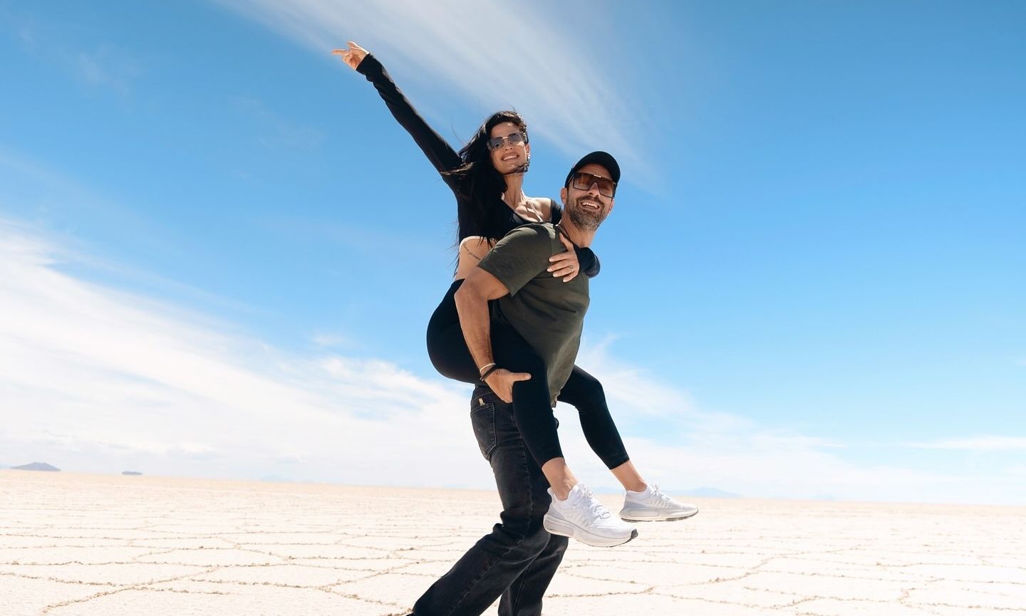 Χριστίνα Μπόμπα – Σάκης Τανιμανίδης: Η αδημοσίευτη φωτογραφία από τη Βολιβία & το τρυφερό μήνυμα!