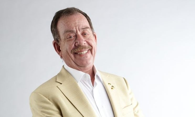 Μαμαλάκης: Παραμένει στο κέντρο αποκατάστασης-Κάνω τον Ταρζάν, χωρίς να είμαι!Έπεσα από τις σκάλες