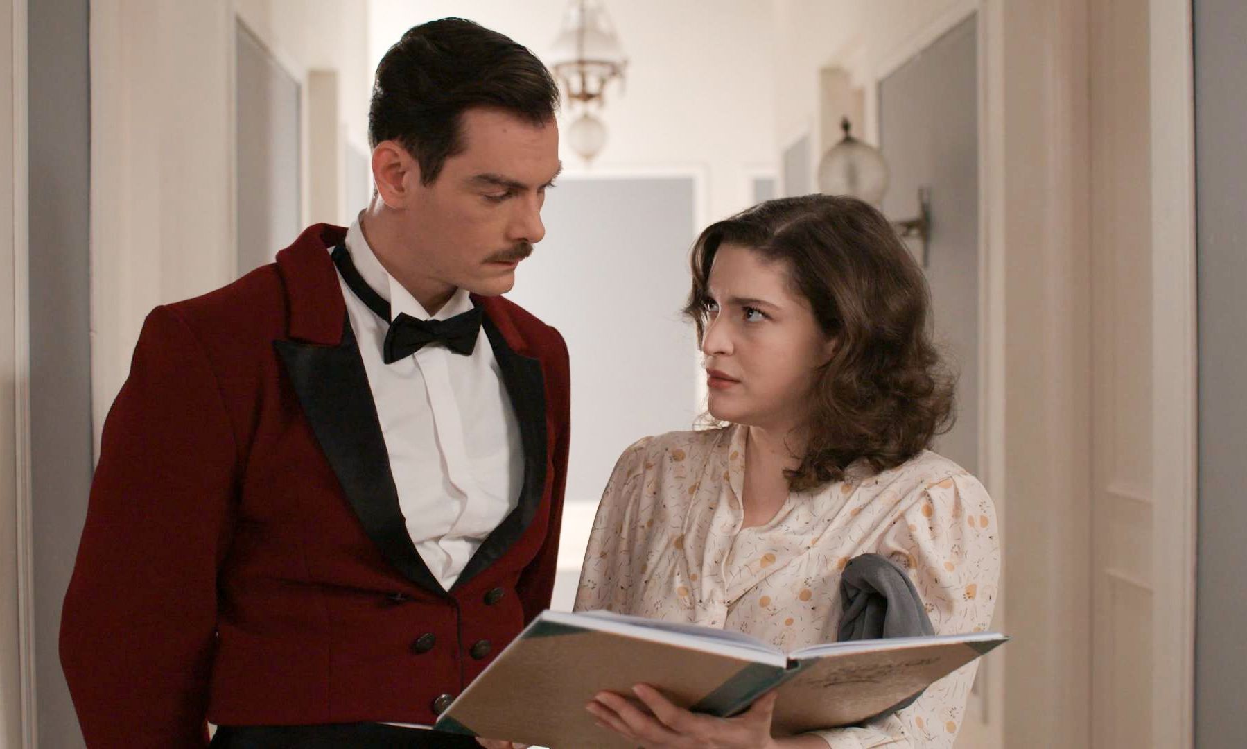 Grand Hotel 27/2: Ο Ιορδάνης κρυφακούει κατά λάθος την Αλίκη και τον Πέτρο