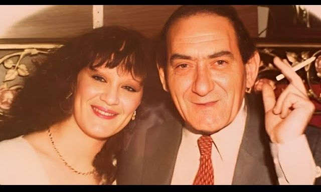 Μαρίνα Βλαχάκη: Tα λουλούδια που της έστειλε o Διονυσίου πριν πεθάνει-«Στο λέω τώρα και ανατριχιάζω»