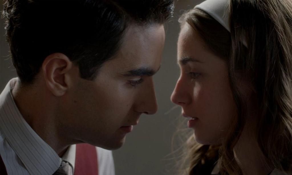 Άγιος έρωτας: Ο Πέτρος απατάει τη Χλόη με την Ειρήνη