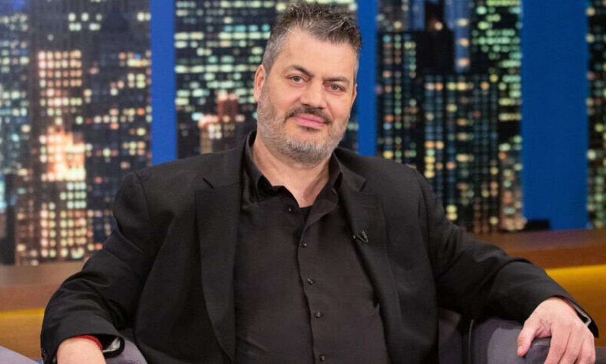 Μανώλης Κονταρός: «Ανησυχώ για τα κορίτσια μου, φοβάμαι στην κοινωνία που μεγαλώνουν»