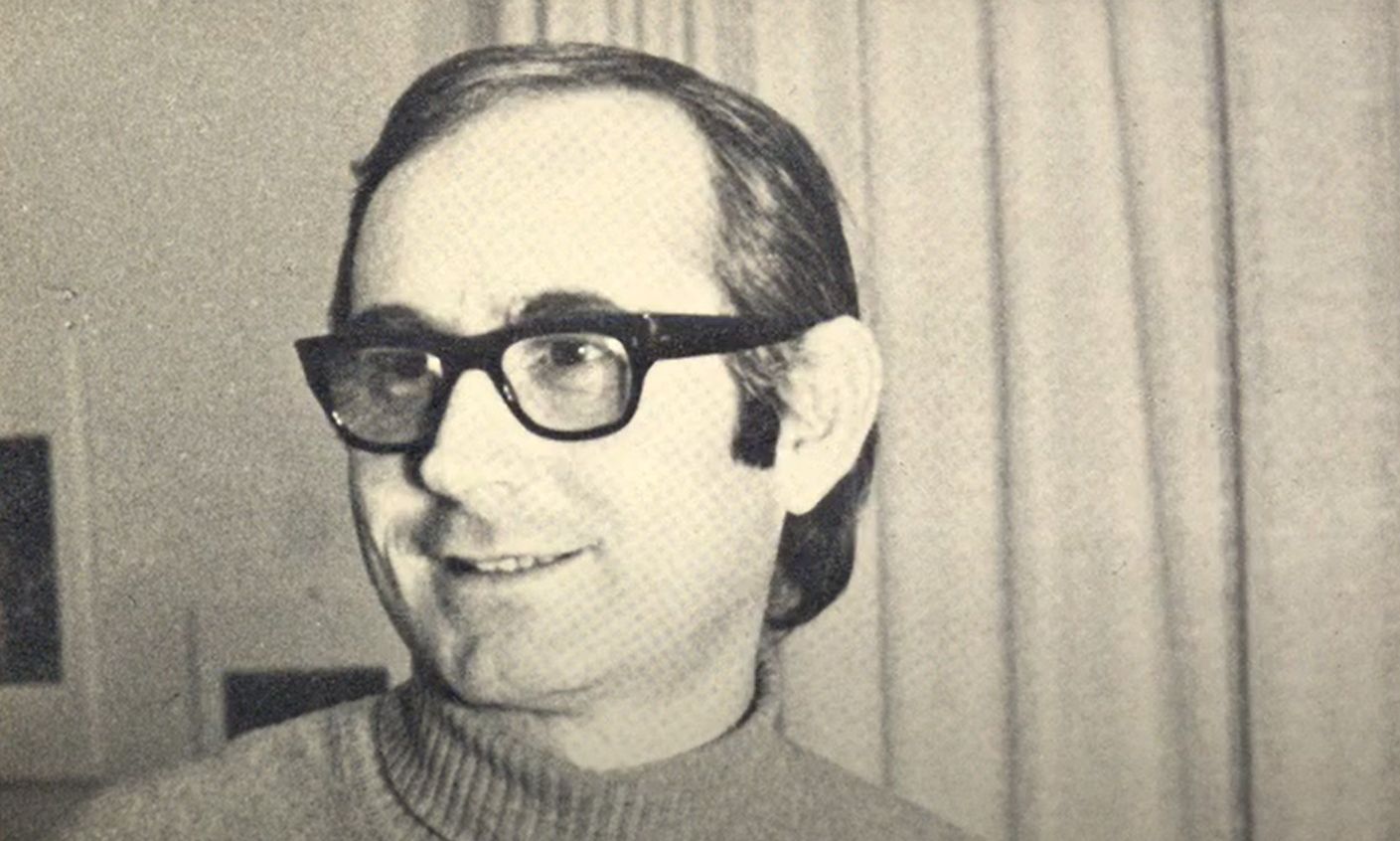 Σταύρος Κουγιουμτζής: Ο άνθρωπος που μας κράτησε συντροφιά στις πιο δυνατές μας στιγμές με μουσική!