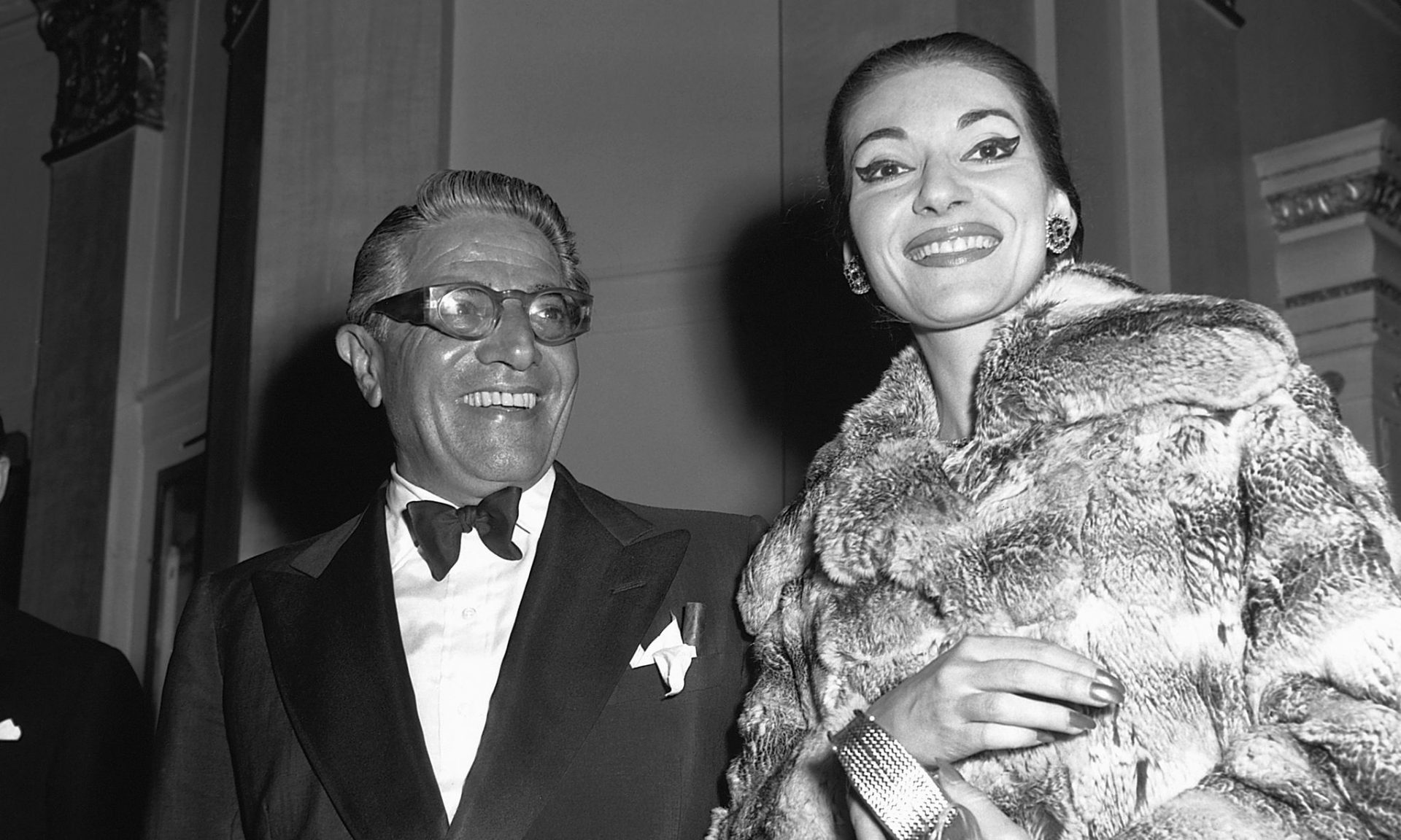 Η βίλα-όνειρο στη Σκιάθο που συνδέεται με τον Αριστοτέλη Ωνάση – Πωλείται για 18 εκατ. ευρώ!