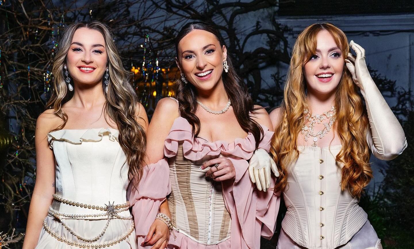 Eurovision 2025: Οι κούκλες «Remember Monday» θα εκπροσωπήσουν φέτος το Ηνωμένο Βασίλειο!