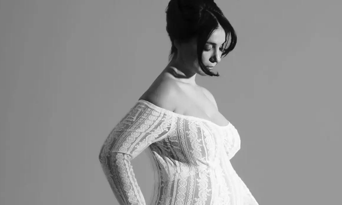 Ανακοίνωσε την εγκυμοσύνη της μέσω Instagram - Οι πρώτες φωτογραφίες με φουσκωμένη κοιλιά