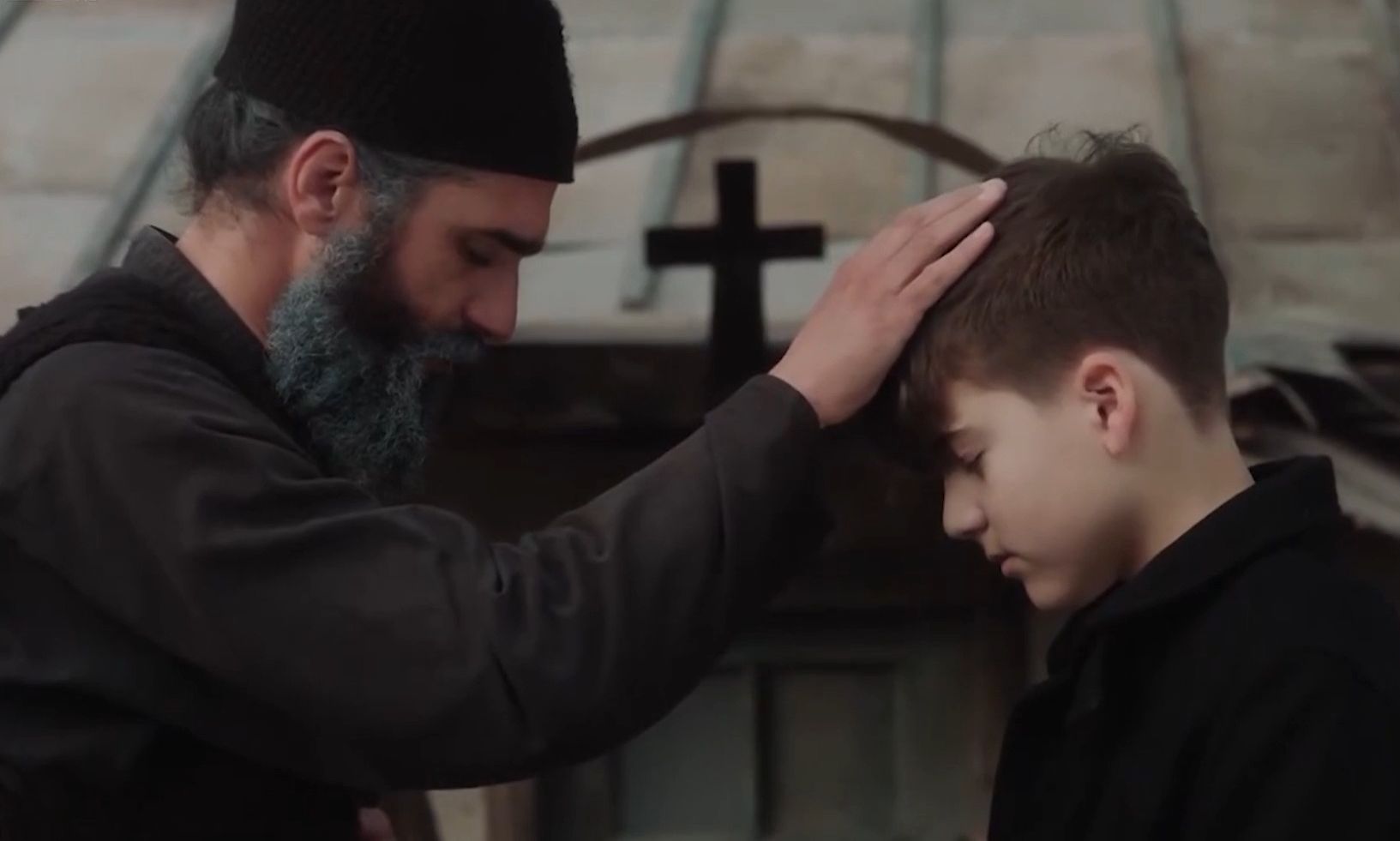 Άγιος Παΐσιος: Η συγκλονιστική σκηνή που έκανε εκατομμύρια μάτια να δακρύσουν - Καθηλωτικό βίντεο