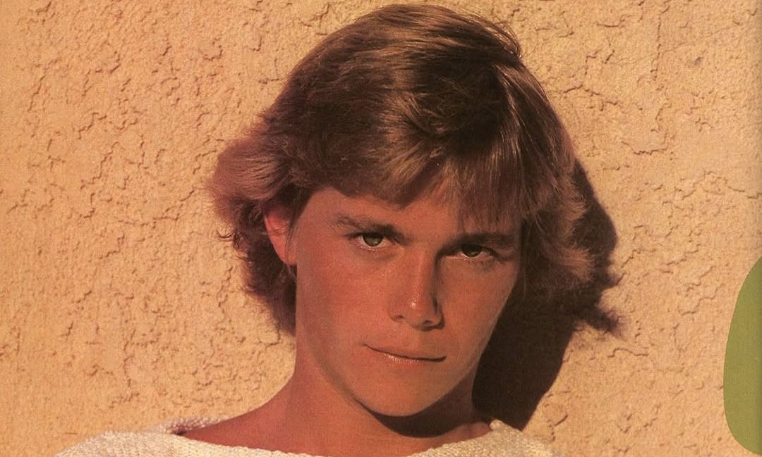 Christopher Atkins: 64 & παραμένει γοητευτικός - Έτσι είναι σήμερα το αγόρι από τη «Γαλάζια Λίμνη»