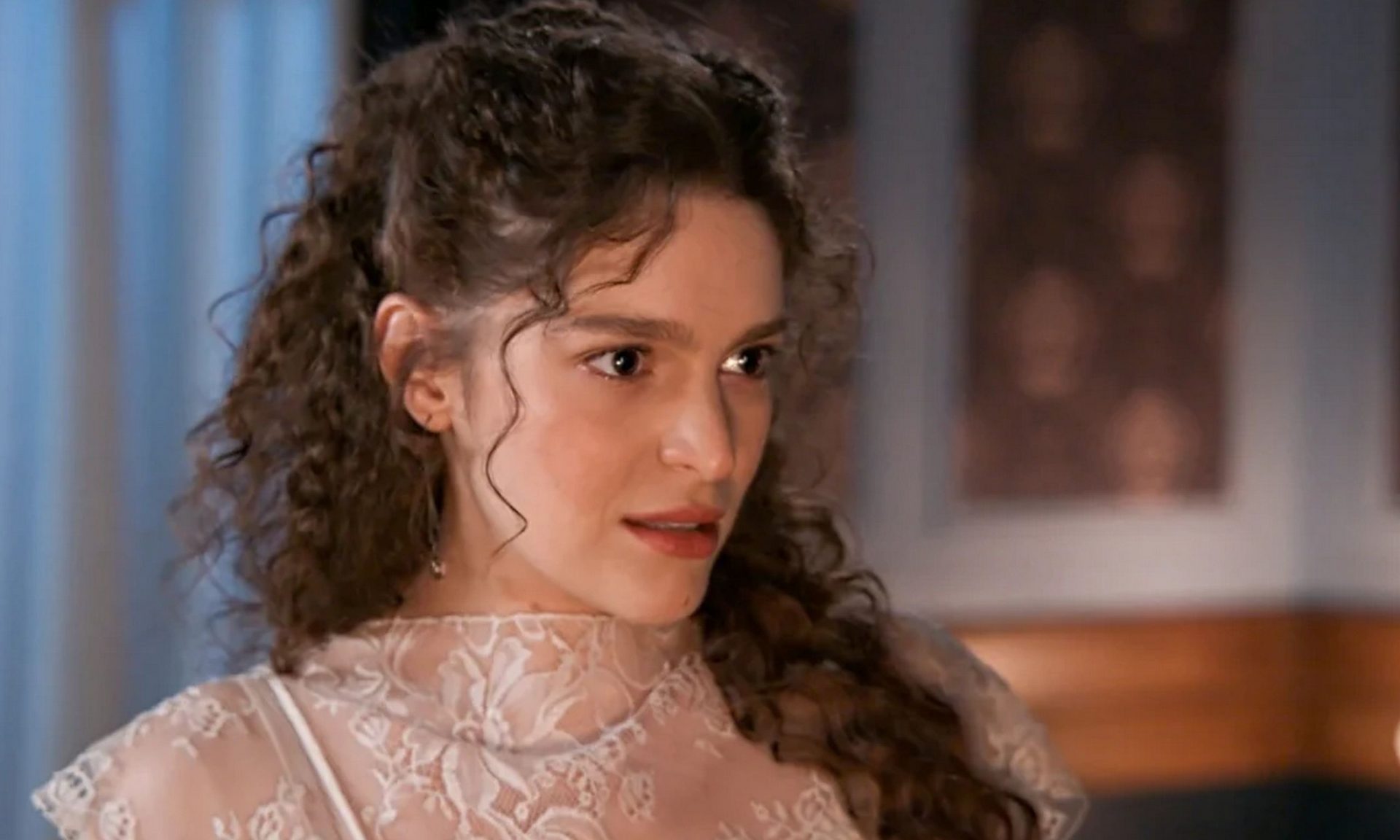 Grand Hotel: Ανατρεπτικές εξελίξεις! Η Αλίκη έγκυος και η Εριέττα απάγει τη Θεώνη