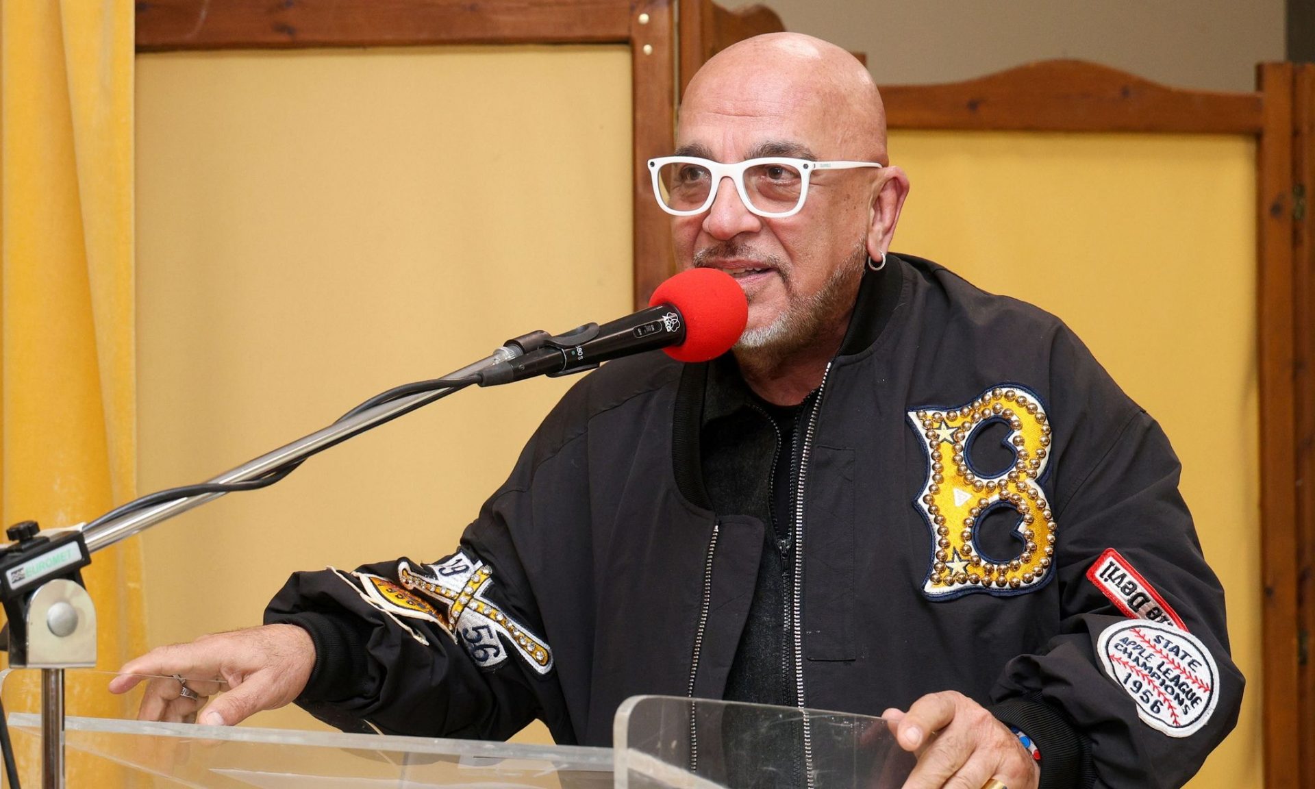 Γιάννης Ζουγανέλης: «Ακυρώθηκε η συναυλία, γιατί δεν είχε προπώληση - Ενημερώθηκα 15 μέρες πριν»
