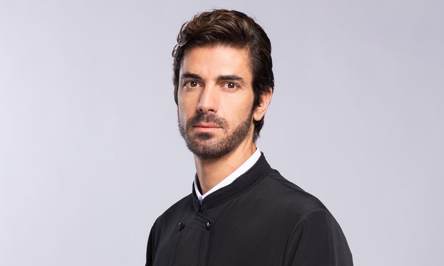 Δημήτρης Γκοτσόπουλος: «Θα ήθελα έναν αδερφό να παίζουμε ξύλο - Οι γυναίκες με μεγάλωσαν!»