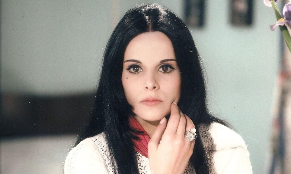 Η Έλενα Ναθαναήλ με iconic φόρεμα, πριν από 60 χρόνια