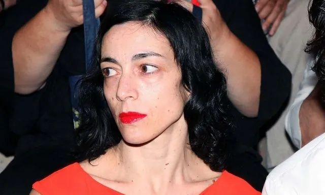 Τοπαλίδου: Οι μοναδικές φώτο δίπλα στο κύμα & τα αμέτρητα μηνύματα - «Είσαι έμπνευση»