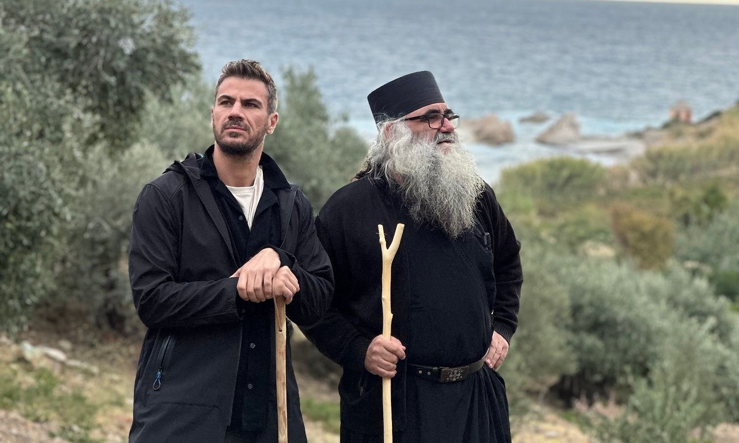 Akis’ Food Tour: Ο Άκης Πετρετζίκης ταξιδεύει σε Τήνο και Άγιο Όρος