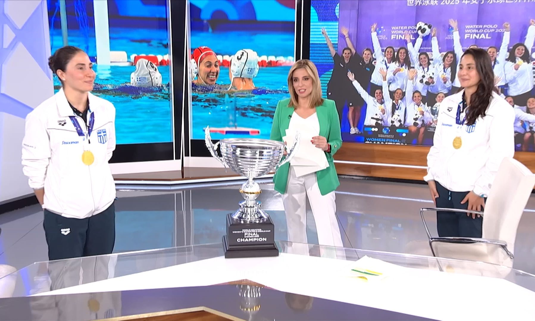 Από το αεροδρόμιο στο στούντιο της ΕΡΤ τα «χρυσά» κορίτσια της Εθνικής Ομάδας Πόλο