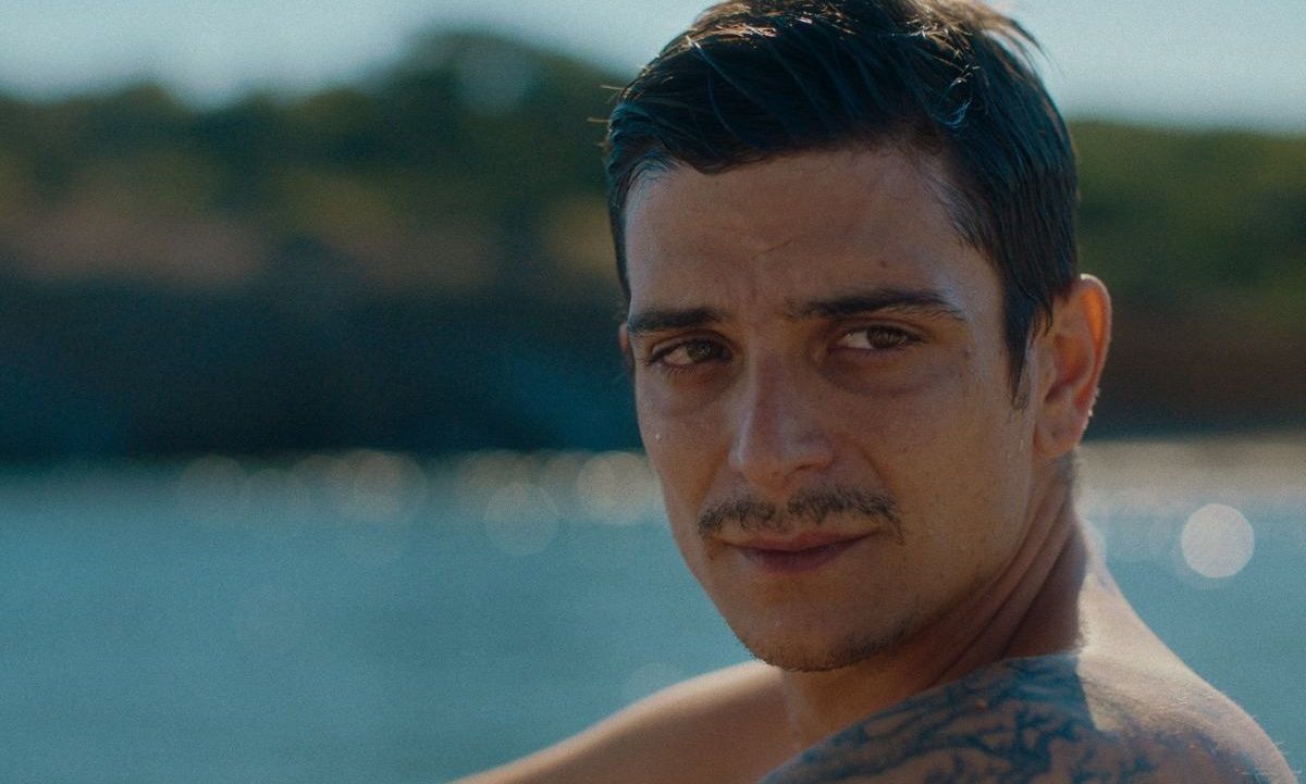 Παραλία-Νικολάκης Ζεγκίνογλου: Όταν έρχεται ο έρωτας, το μυαλό κάθεται στην άκρη και κοιτάζει