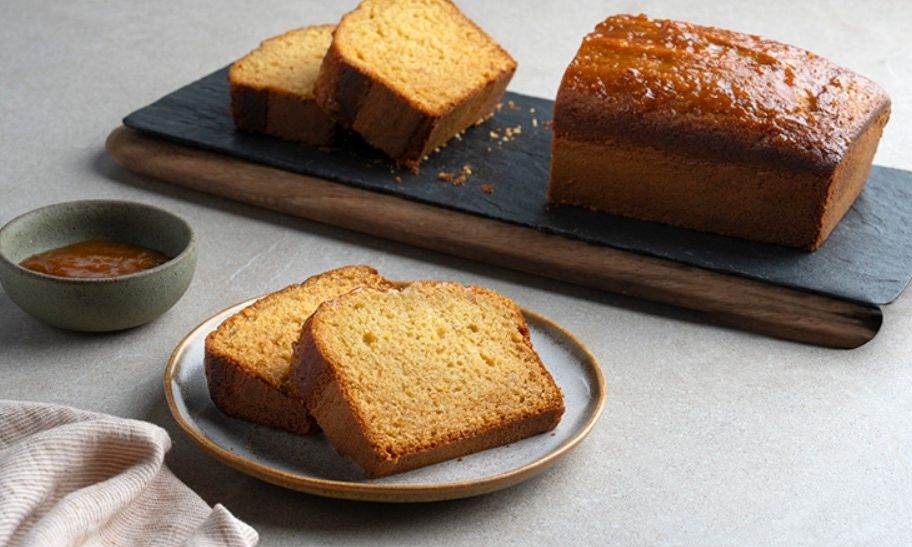 Κέικ με μαρμελάδα βερίκοκο και ελαιόλαδο χωρίς ζάχαρη από τον Άκη Πετρετζίκη