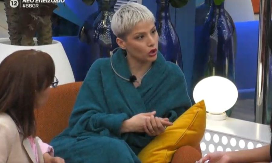 Big Brother - Χ: «Δεν μπορούσε να περιμένει;» - Η παίκτρια με το μπουρνούζι και οι αντιπαθητικοί