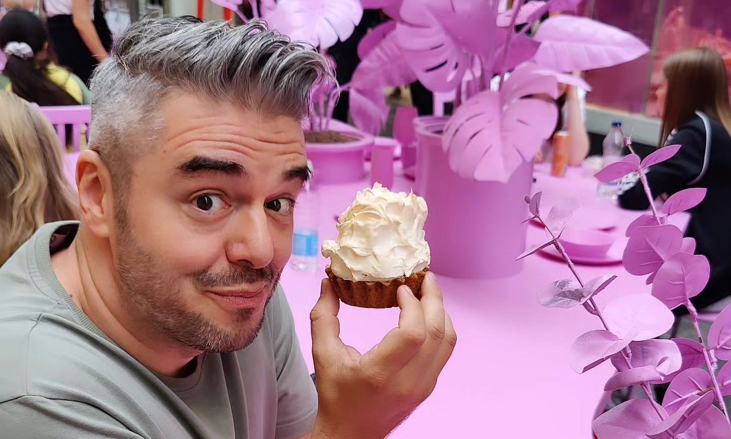 Πέτρος Πολυχρονίδης: «Θα έκανα σχολιαστική εκπομπή μόνο αν πεινούσα»