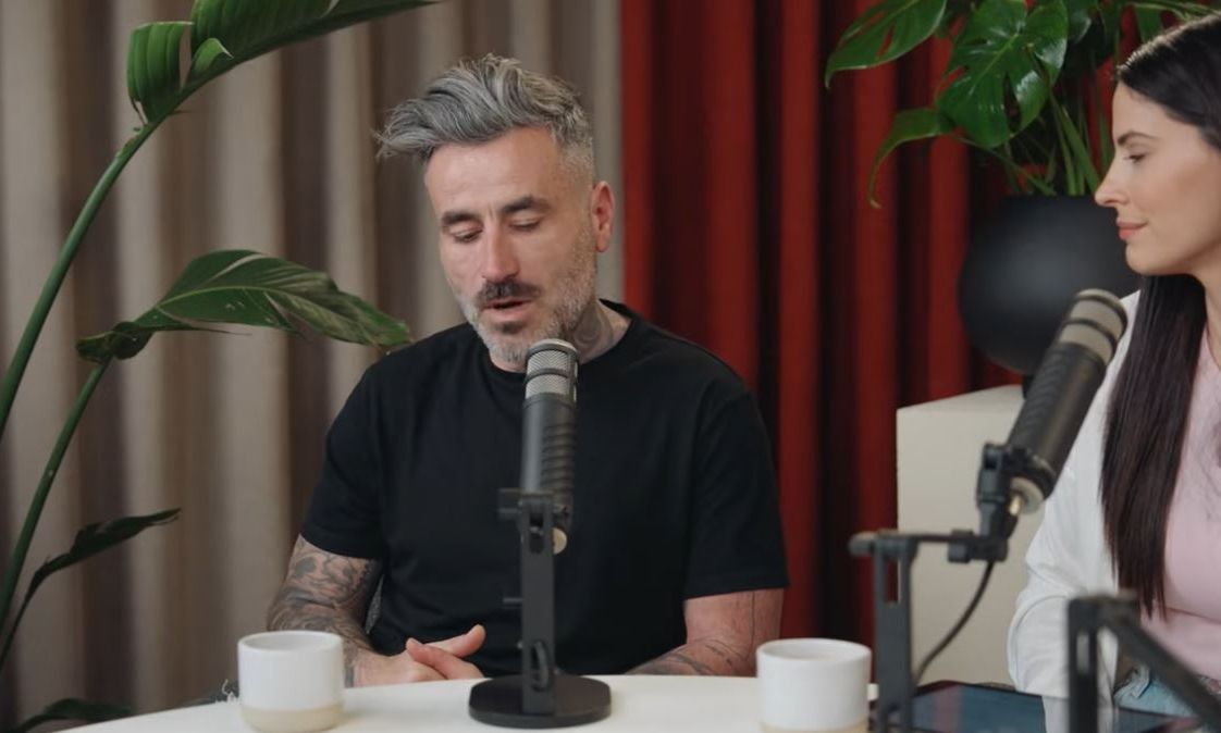 Συγκλονίζει ο Μαυρίδης: «Ήμουν κλειδωμένος σε δωμάτιο και ο πατέρας μου προσπαθούσε να αυτοκτονήσει»