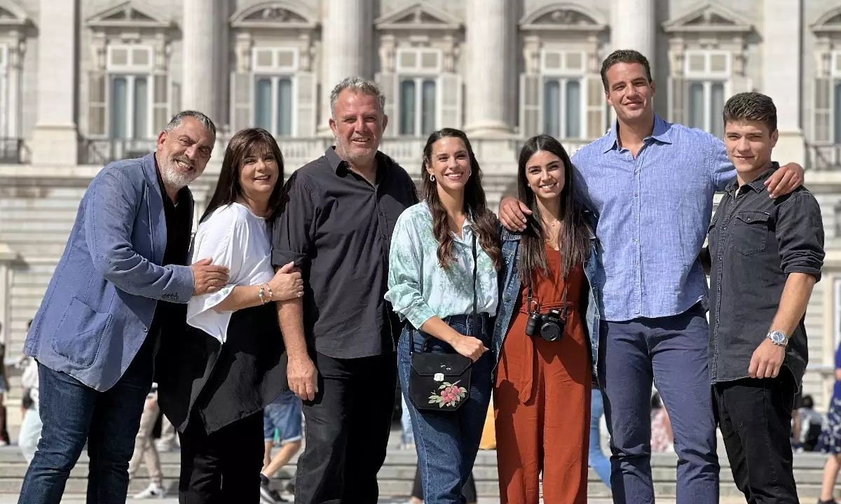 «Μάνη σ´αγάπησα και ελπίζω να...» - Ανακοίνωσε το οριστικό φινάλε της από τη «Γη της Ελιάς»