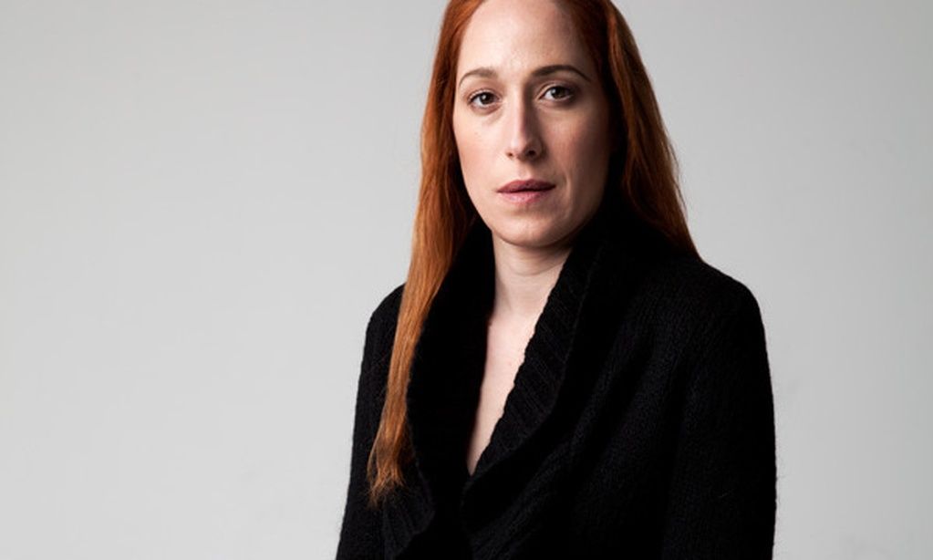 Κόρα Καρβούνη: Η ηλικία, ο πολιτικός γάμος με τον εκλεκτό της καρδιά της & η ζωή μακριά από τα φώτα