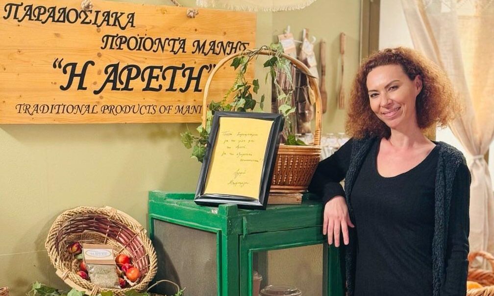 Η Γη της Ελιάς: Η Κούλα βρίσκει την Αρετή νεκρή - Έτσι αποχωρεί από τη σειρά