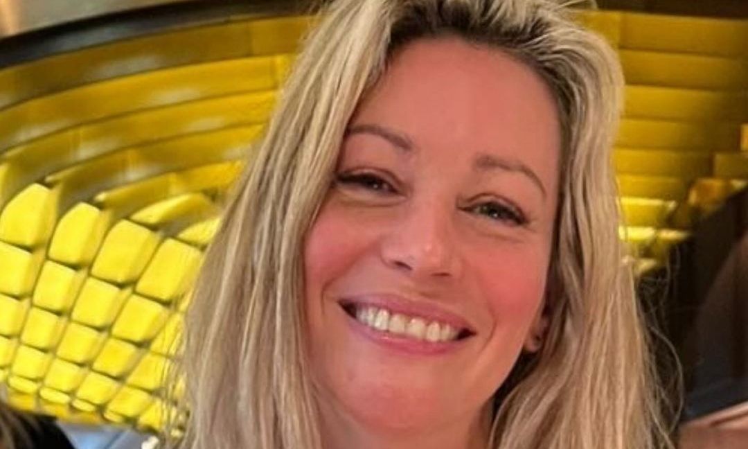 Άριελ Κωνσταντινίδη: Η δύσκολη σχέση με τη μητέρα της & η ψυχοθεραπεία