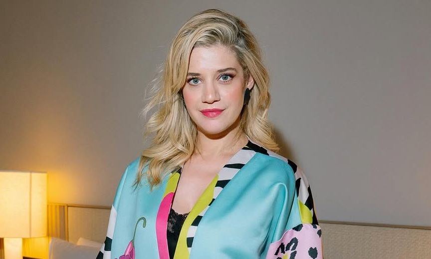 Θεωνά: Δείχνει για πρώτη φορά το προσωπάκι του γιου της - Το τρυφερό στιγμιότυπο με τον Αναστασιάδη