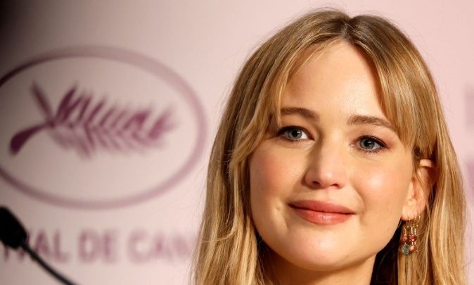 «Για να γίνετε ηθοποιoί σας συμβουλεύω να κάνετε παιδιά» είπε η Τζένιφερ Λόρενς από τις Κάννες