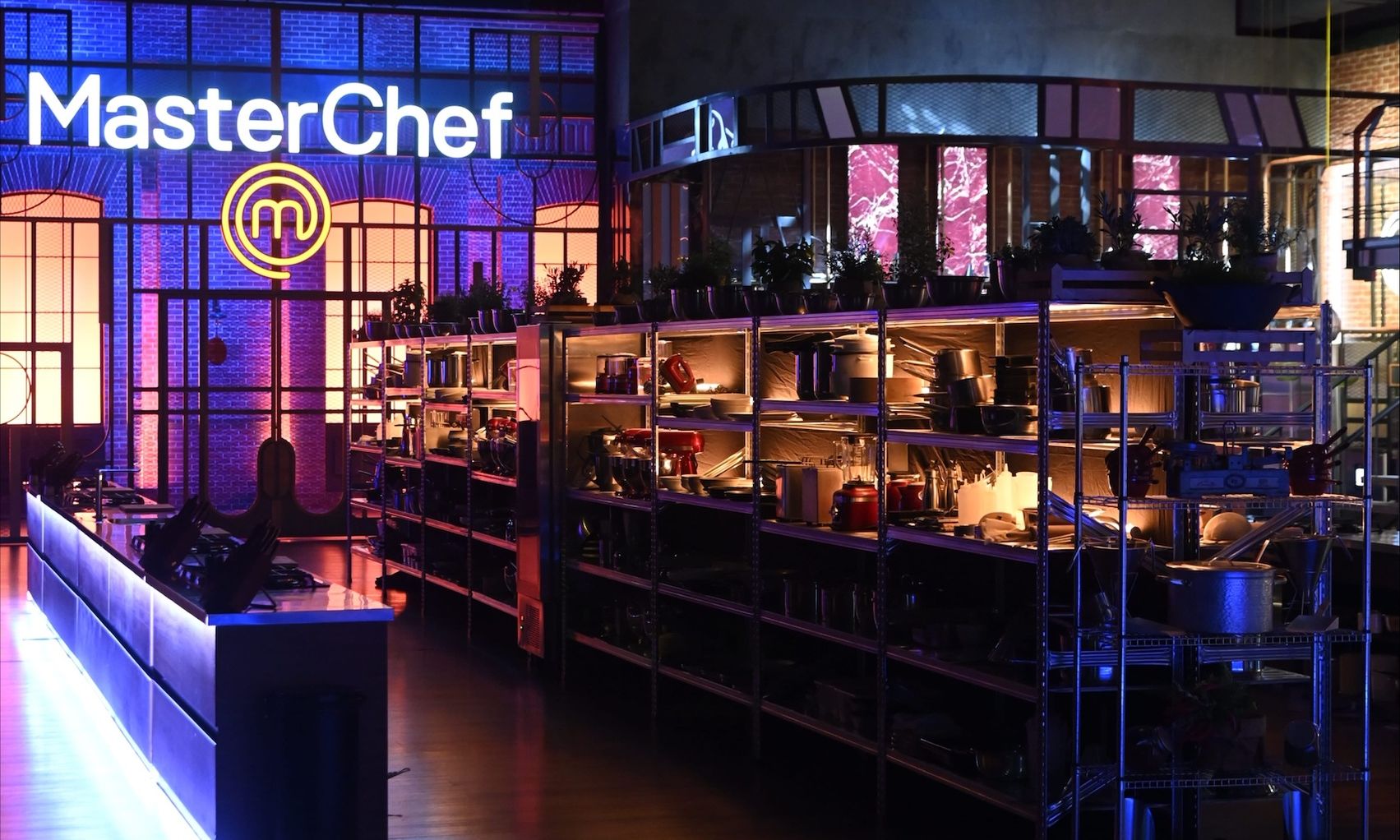 MasterChef 2025: H ιδιαίτερη oμαδική δοκιμασία που περιμένει τα μέλη των δύο μπριγάδων