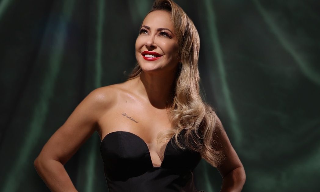 Μελίνα Ασλανίδου: «Έχω φορέσει το νυφικό, ήταν ένα έθιμο στη Βόρεια Ελλάδα για γούρι»