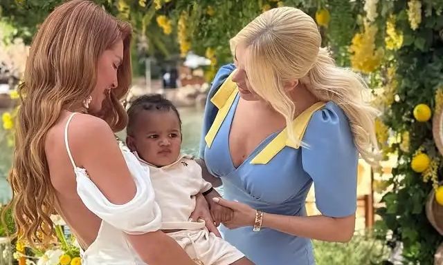 Nονά ξανά έγινε η Κατερίνα Καινούργιου - Η υπέρλαμπρη εμφάνιση που μαγνήτισε τα βλέμματα