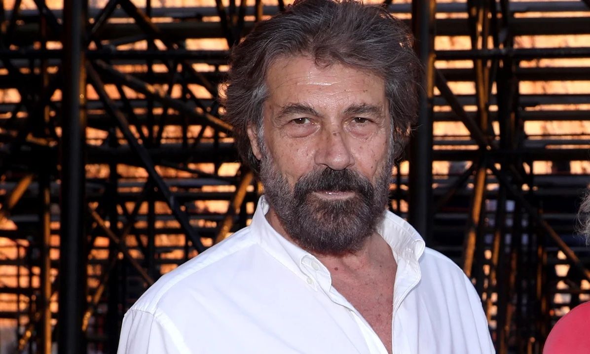 Νίκος Βερλέκης: «Ο σκηνοθέτης μύριζε τις μασχάλες των ηθοποιών, για να δει αν είναι καθαροί»