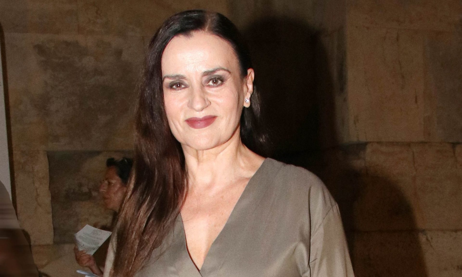 Καραμπέτη: «Έχω συρθεί στα πατώματα, δεν έχω βγει από το σπίτι, είχα τα παντζούρια κατεβασμένα»