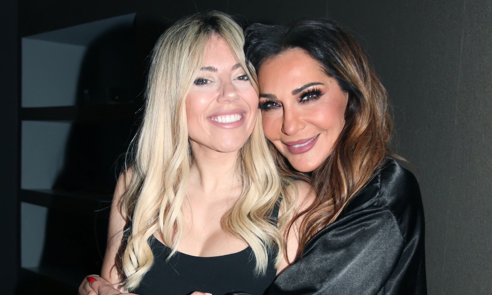 Βανδή – Μακρόπουλος: Λαμπερή βραδιά με επώνυμους φίλους