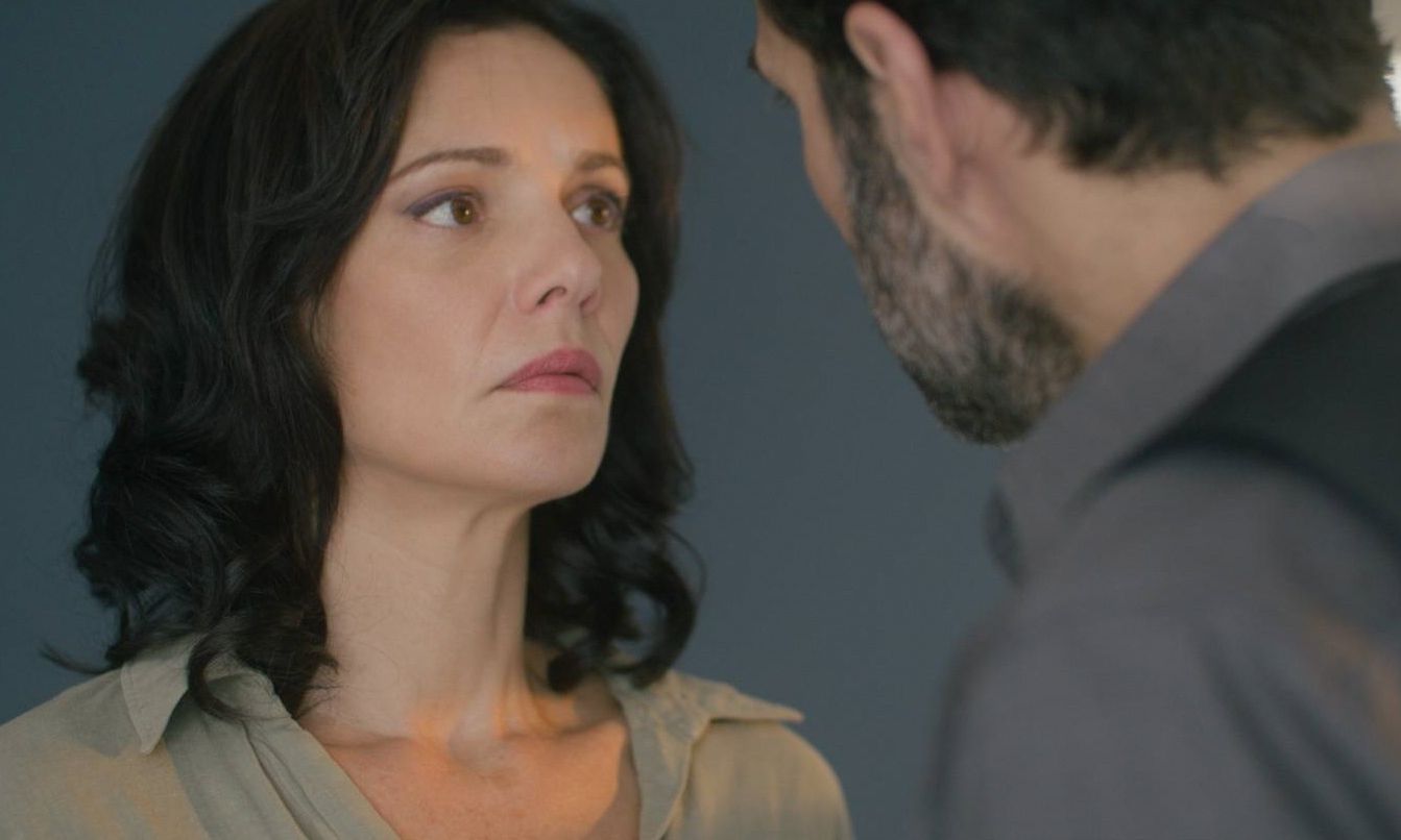 Παιχνίδια εκδίκησης: Ο Άγης διαβάλλει τη Μαρίνα στον Κωστή – Σε κίνδυνο το μωρό της Κλέλιας