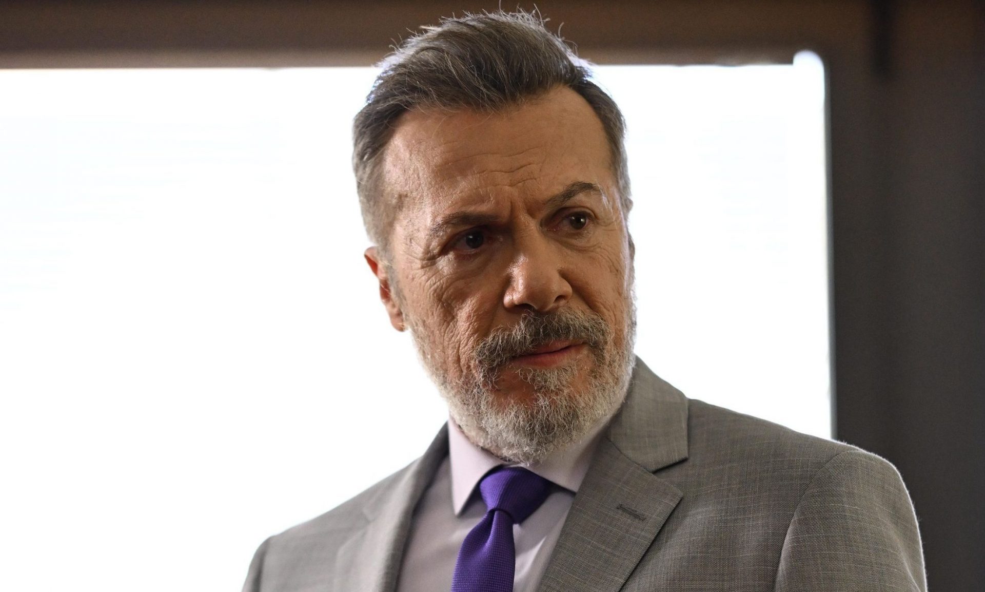 Τιμωρός: O Λεωνίδας πνίγει την Έλλη