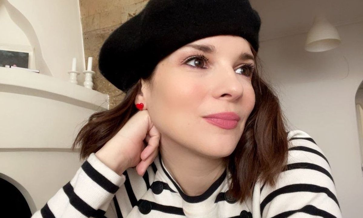 Ευγενία Δημητροπούλου: Λατρεύω τις σειρές εποχής, μου αρέσει να μπαίνω σε αυτή τη χρονοκάψουλα