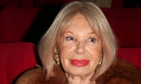 Σε ακινησία η Ρίκα Διαλυνά - Δύσκολες στιγμές μετά τον τραυματισμό της