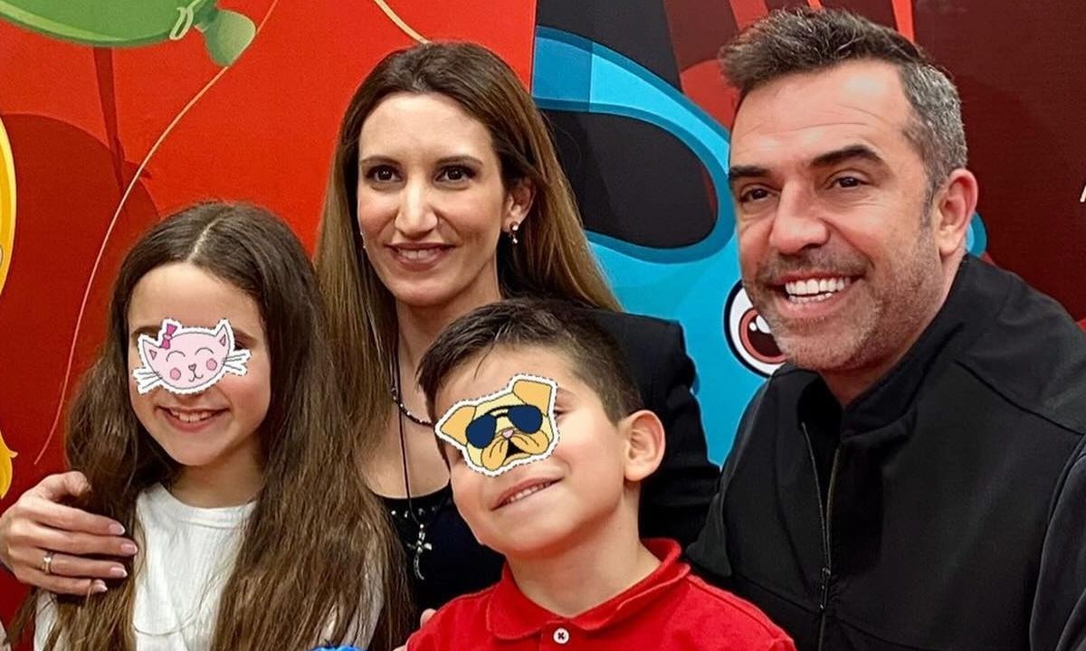 Ημέρα του πατέρα - Στέφανος Κωνσταντινίδης: «Σκέφτομαι το χαμόγελο των παιδιών μου και βουρκώνω»