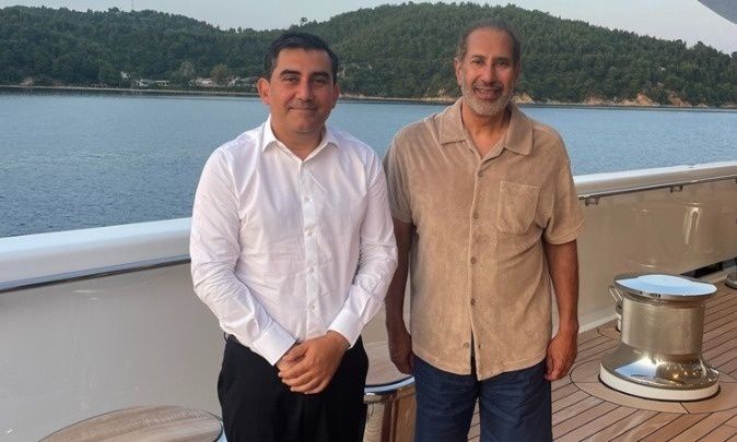 O Σεΐχης του Κατάρ στη Σκιάθο