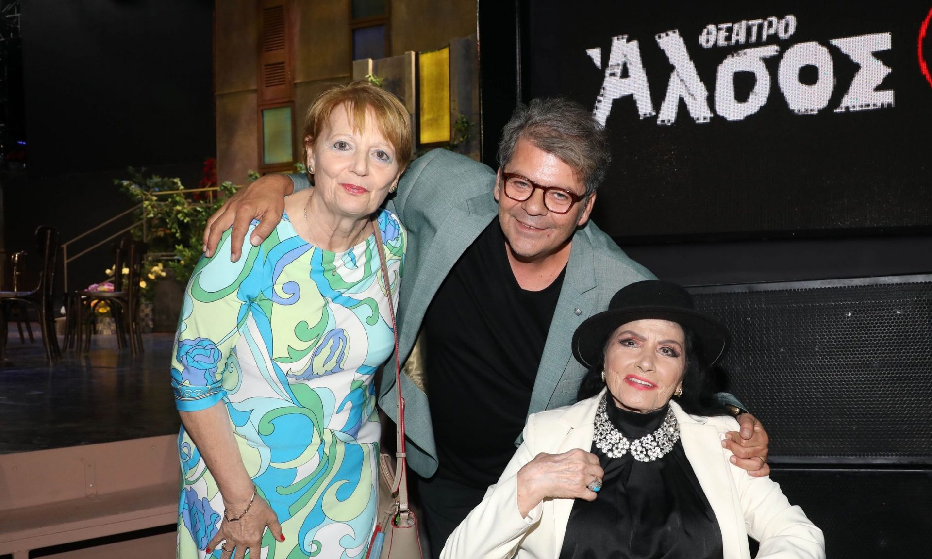 Καίτη Ζαμπέτα: Η σπάνια δημόσια εμφάνιση της κόρης του αξέχαστου Γιώργου Ζαμπέτα!