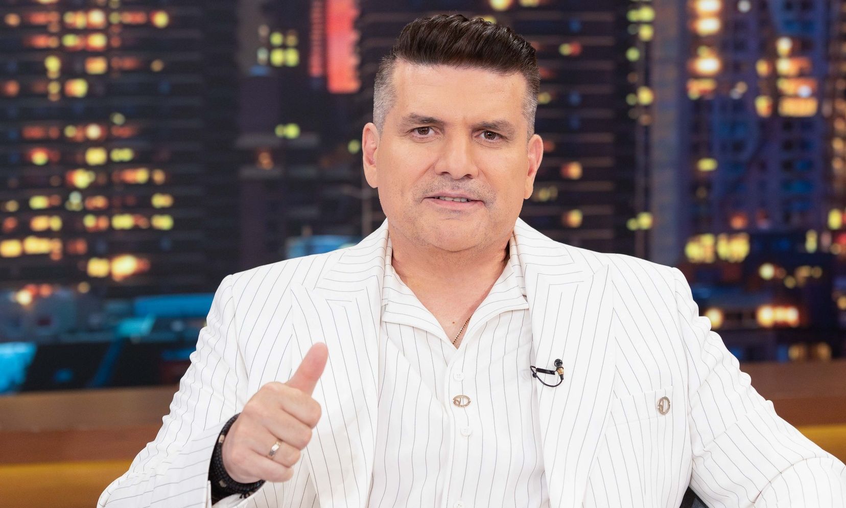 The 2Night Show: Ο Γιάννης Καψάλης μιλά για την καριέρα του και τον Άρη Μουγκοπέτρο