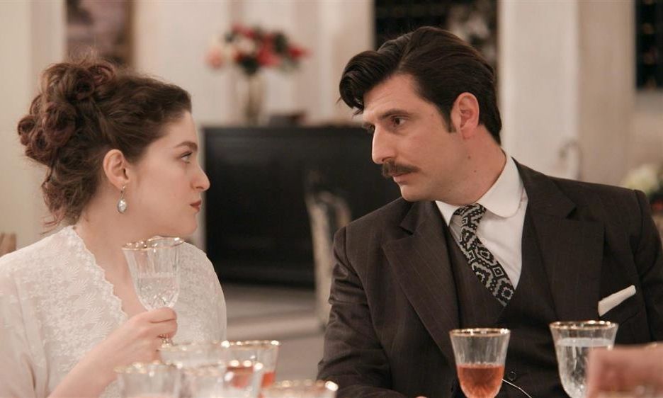 Grand Hotel: Εκτός ελέγχου ο Ρήγας - Φυλακίζει και χτυπά την Αλίκη