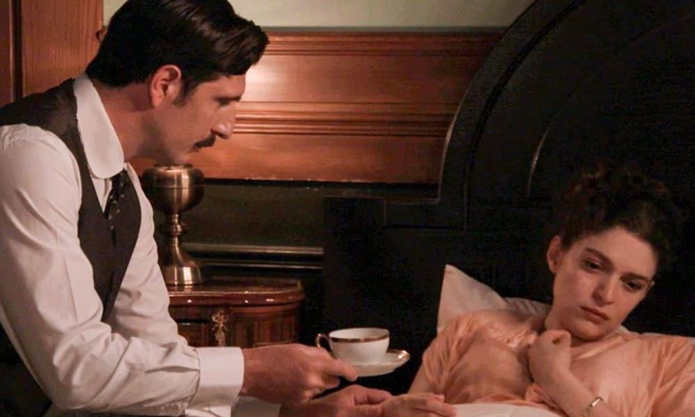 Grand Hotel:  Ο Ρήγας κρατά φυλακισμένη και ναρκωμένη την Αλίκη